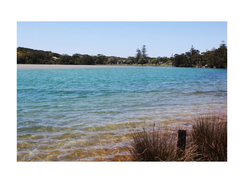 72 Flaherty Street, Red Rock NSW 2456