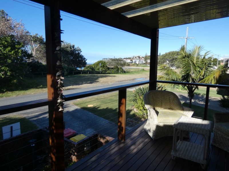 1/4 Hofmeier Close, Woolgoolga NSW 2456