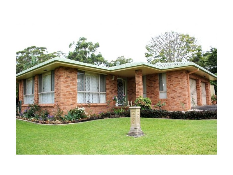 12 St Andrews Drive, Woolgoolga NSW 2456