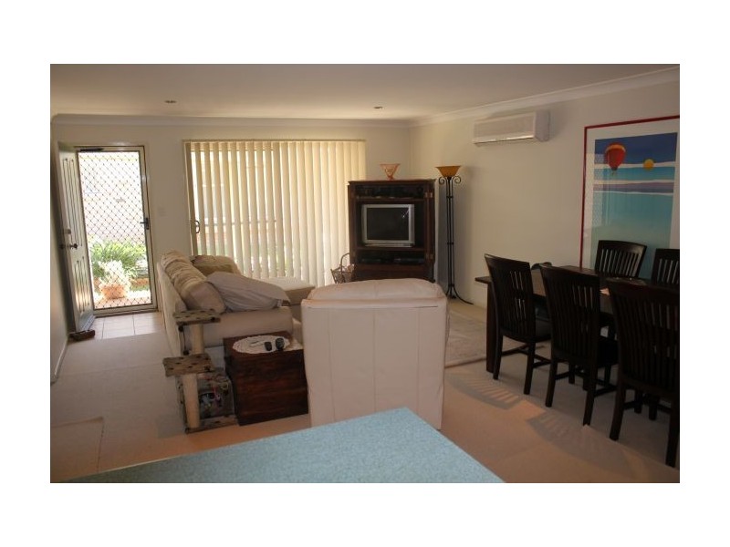 4/14-16 Strawberry Close, Woolgoolga NSW 2456