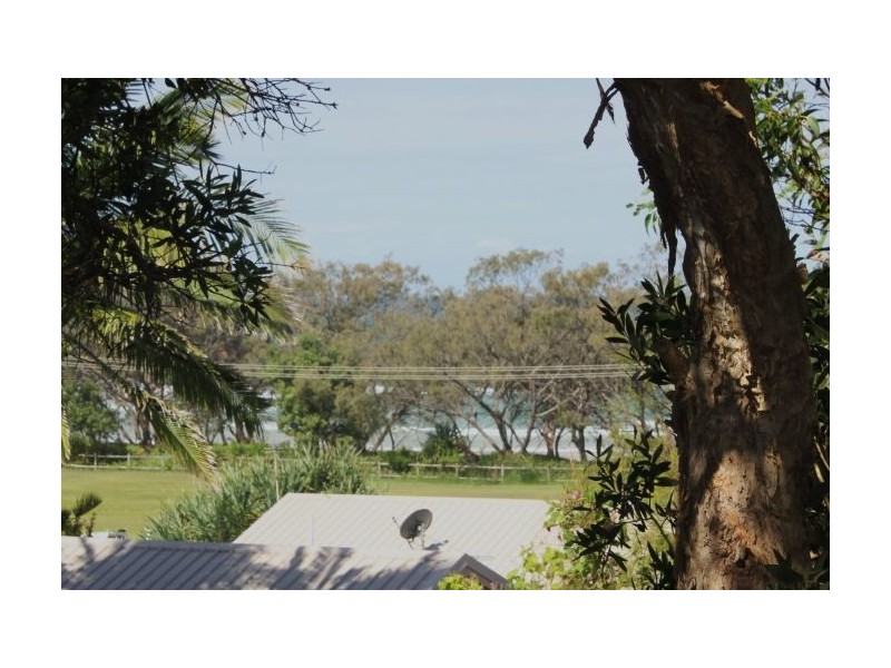 51 Bluegum Avenue, Sandy Beach NSW 2456