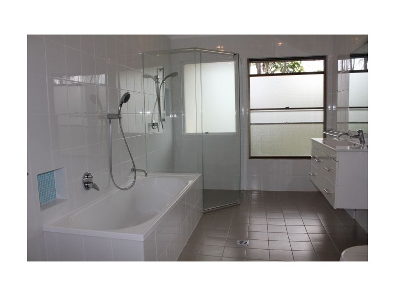 1 Flaherty Street, Red Rock NSW 2456