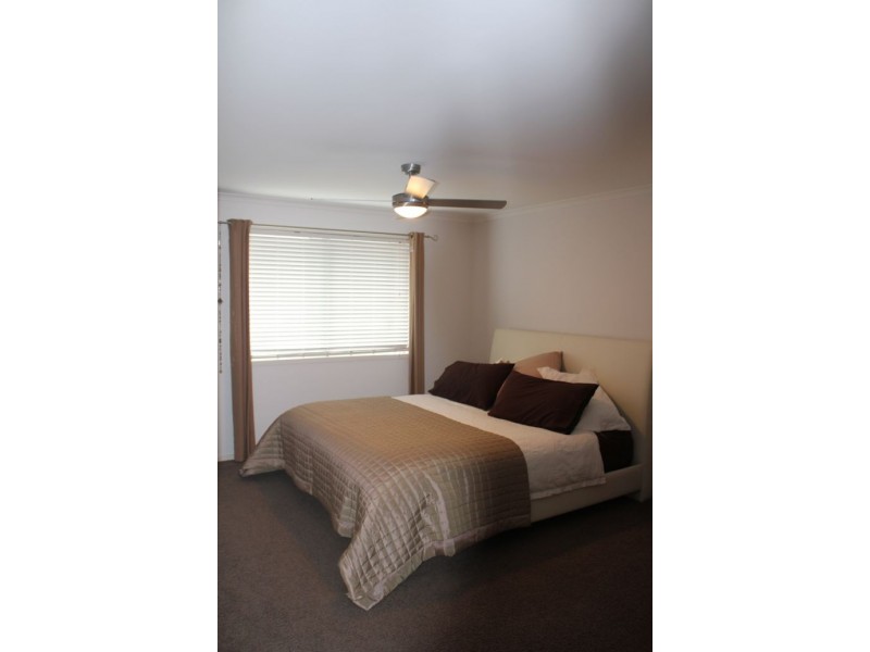16 Admiralty Drive, Safety Beach NSW 2456