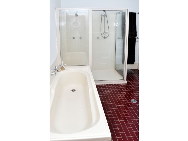 94 Diamond Head Drive, Sandy Beach NSW 2456