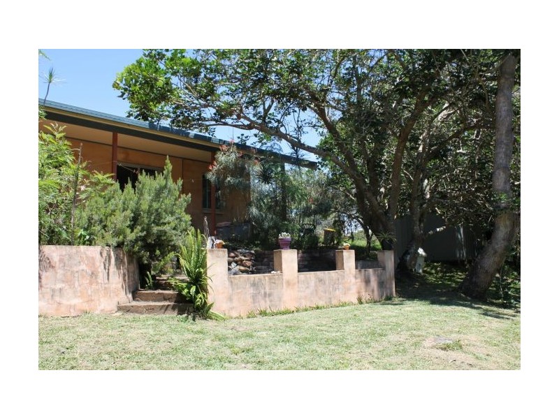 72 Flaherty Street, Red Rock NSW 2456