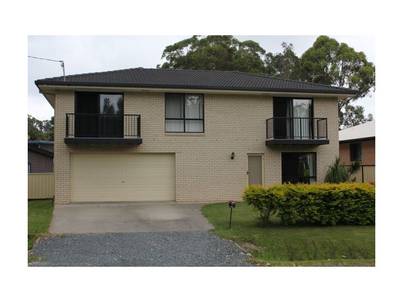 18 Fiddaman Road, Emerald Beach NSW 2456