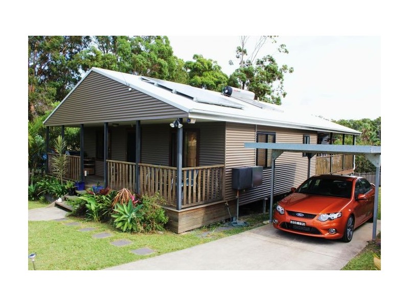 17 Diamond Head Drive, Sandy Beach NSW 2456