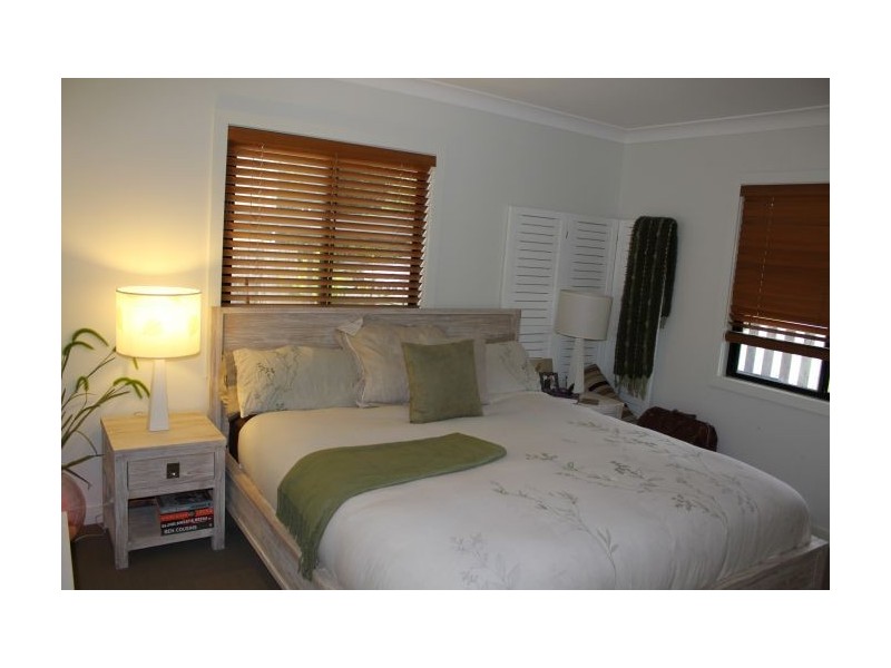 17 Diamond Head Drive, Sandy Beach NSW 2456