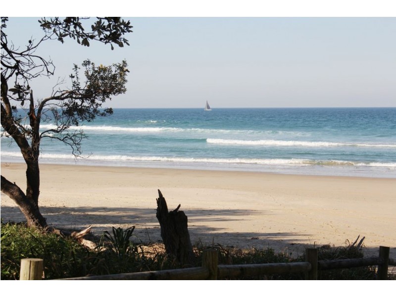 2/56 Diamond Head Drive, Sandy Beach NSW 2456