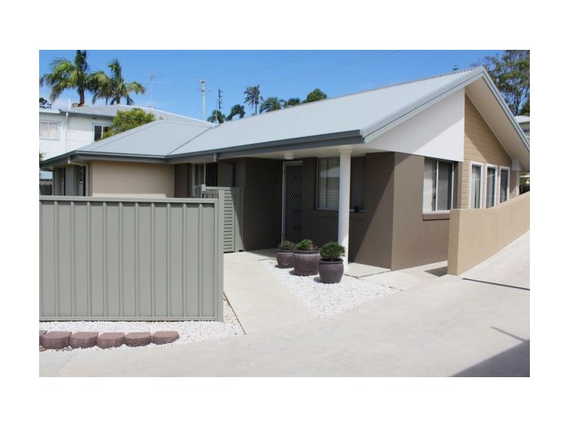 18 Clarence Street, Woolgoolga NSW 2456