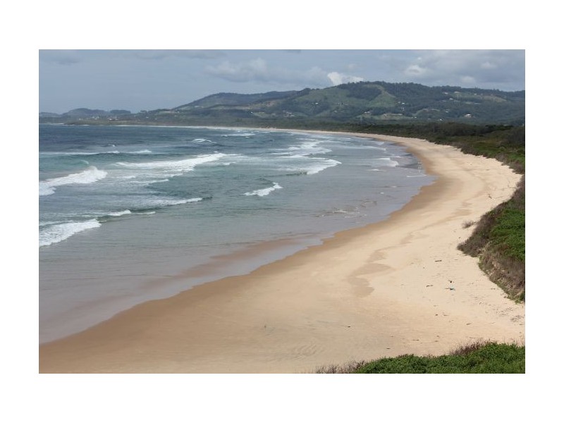 5 Lights Street, Emerald Beach NSW 2456
