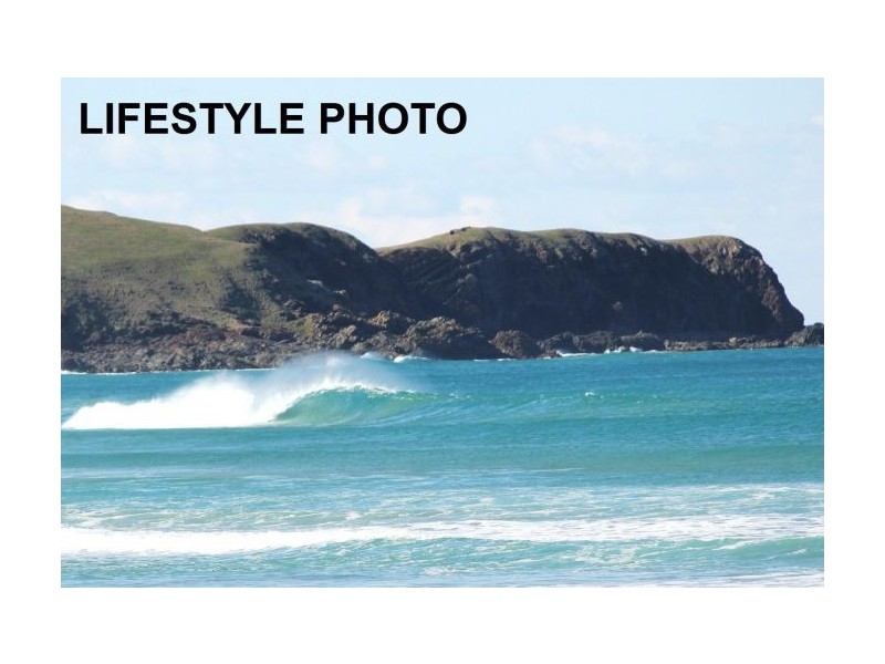 5 Lights Street, Emerald Beach NSW 2456