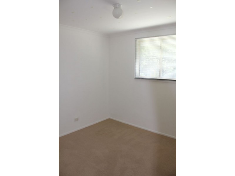33 Fishermans Drive, Emerald Beach NSW 2456