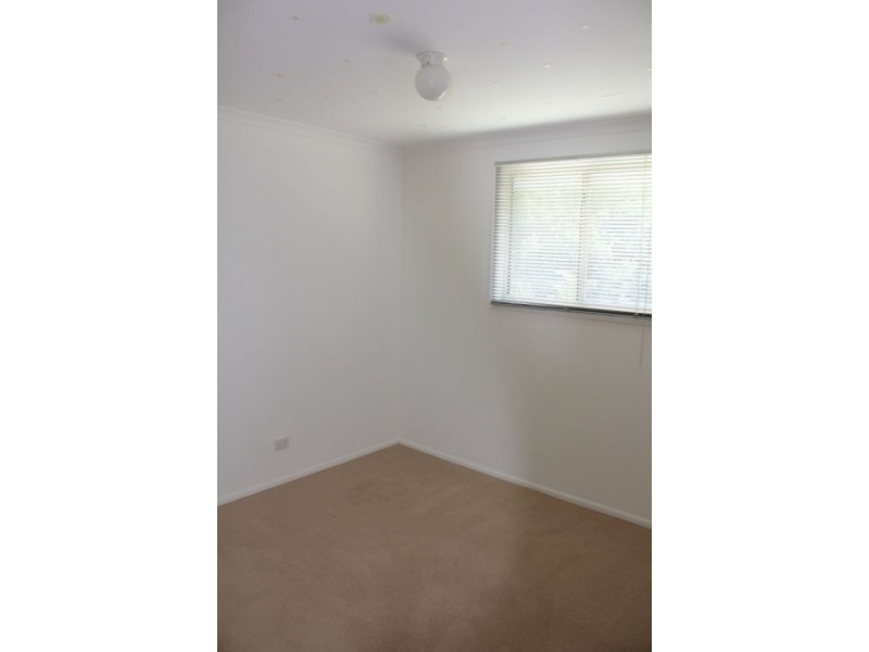 33 Fishermans Drive, Emerald Beach NSW 2456