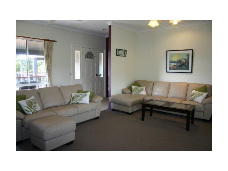 10 Lights Street, Emerald Beach NSW 2456