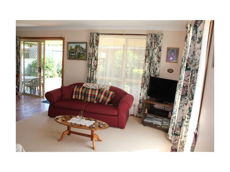 2/5  Clear Place, Woolgoolga NSW 2456