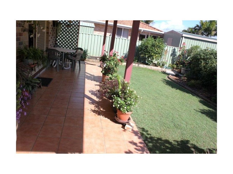 2/5  Clear Place, Woolgoolga NSW 2456