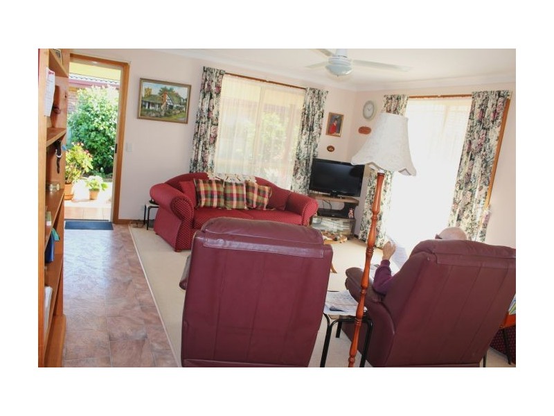 2/5  Clear Place, Woolgoolga NSW 2456