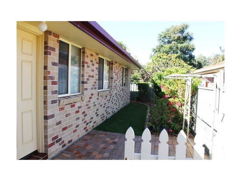 2/5  Clear Place, Woolgoolga NSW 2456