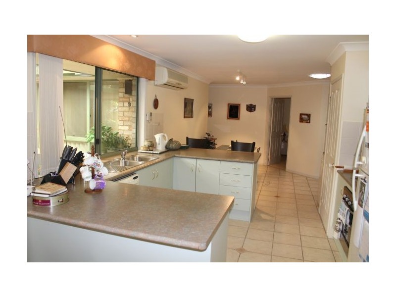 17 Ocean Links Close, Safety Beach NSW 2456