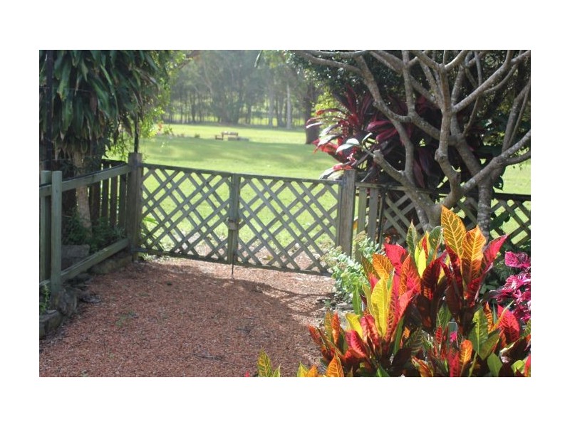 17 Ocean Links Close, Safety Beach NSW 2456