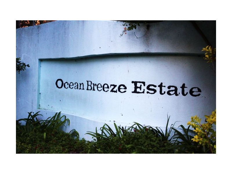 17 Ocean Links Close, Safety Beach NSW 2456