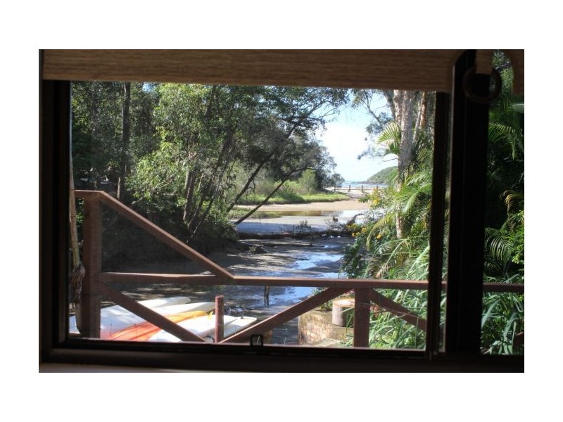 4 Ellem Close, Arrawarra NSW 2456