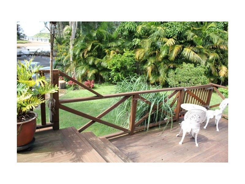4 Ellem Close, Arrawarra NSW 2456