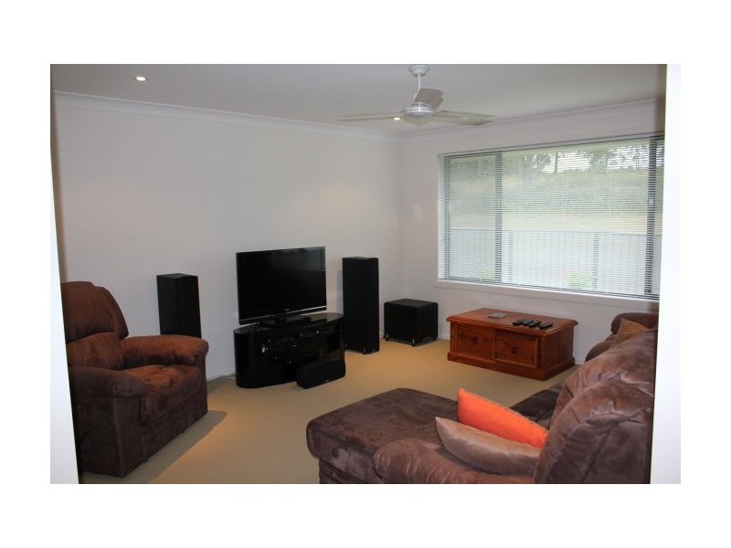 6 Reef Cove, Safety Beach NSW 2456
