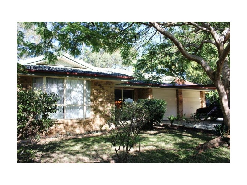 5 Bream Close, Emerald Beach NSW 2456