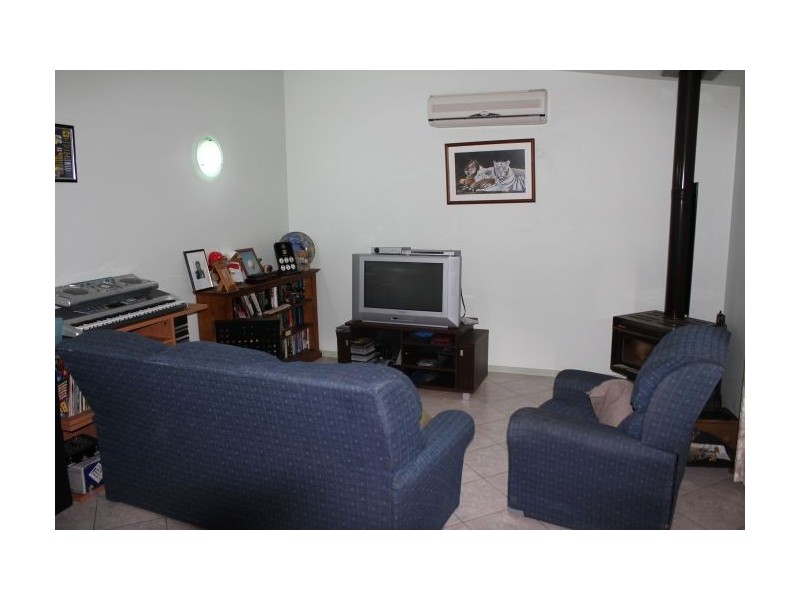 5 Bream Close, Emerald Beach NSW 2456