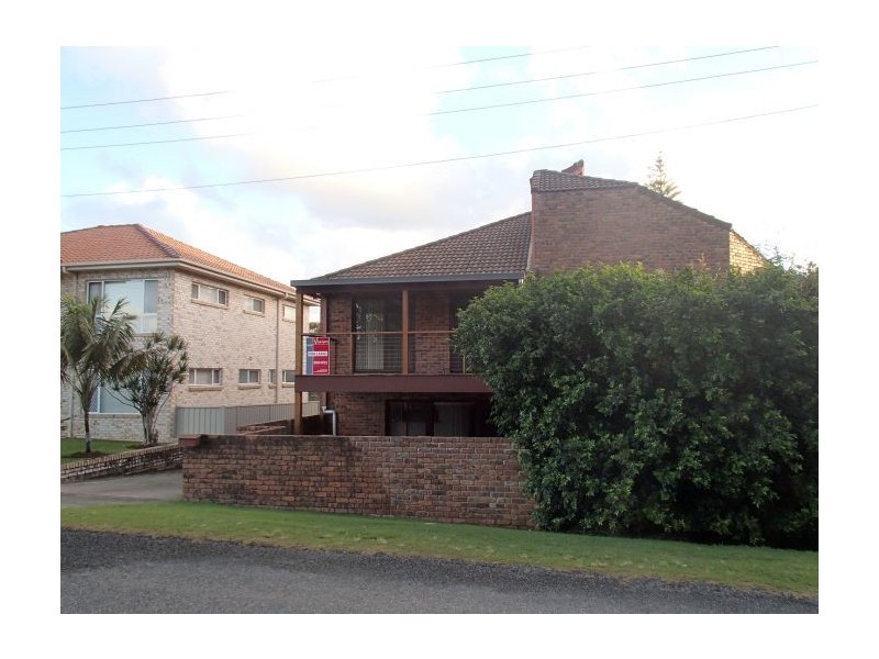 1/4 Hofmeier Close, Woolgoolga NSW 2456