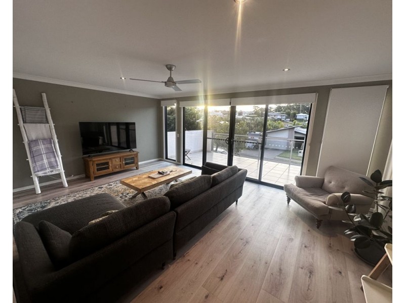 3 Admiralty Drive, Safety Beach NSW 2456