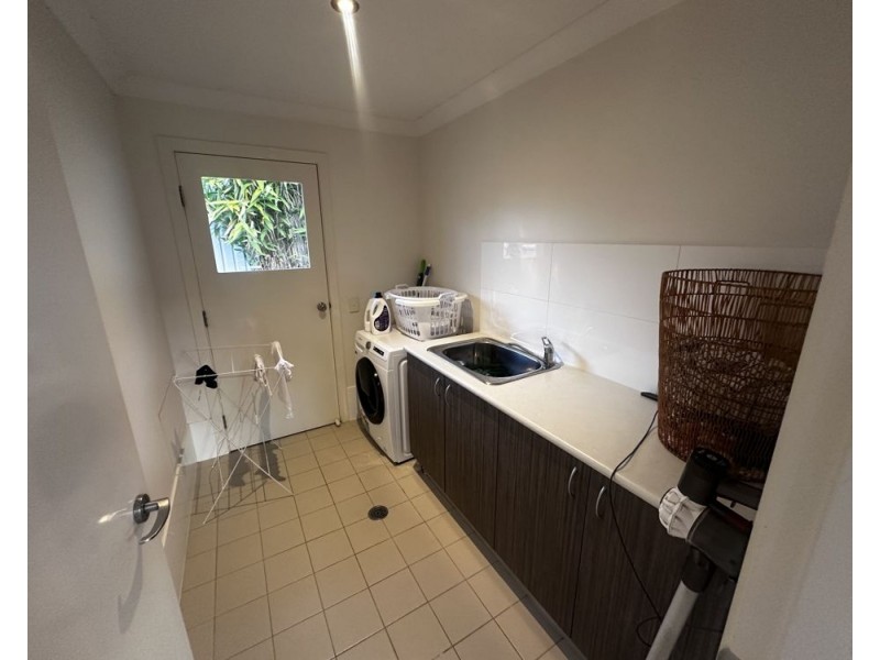 3 Admiralty Drive, Safety Beach NSW 2456