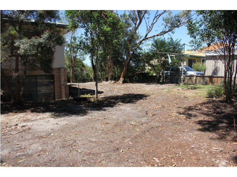 1 Flaherty Street, Red Rock NSW 2456