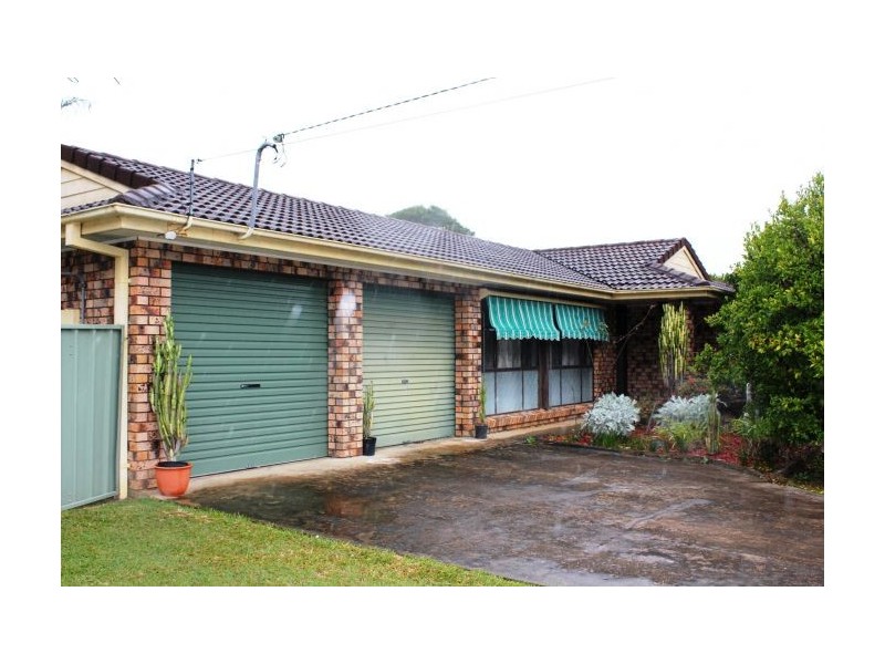 5 Kim Close, Woolgoolga NSW 2456