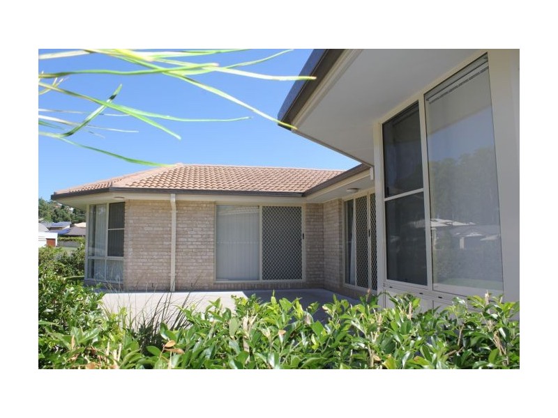 2 Quay Crescent, Safety Beach NSW 2456