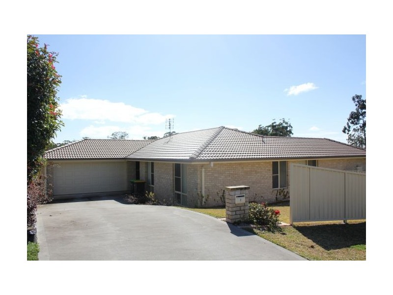 2 Quay Crescent, Safety Beach NSW 2456