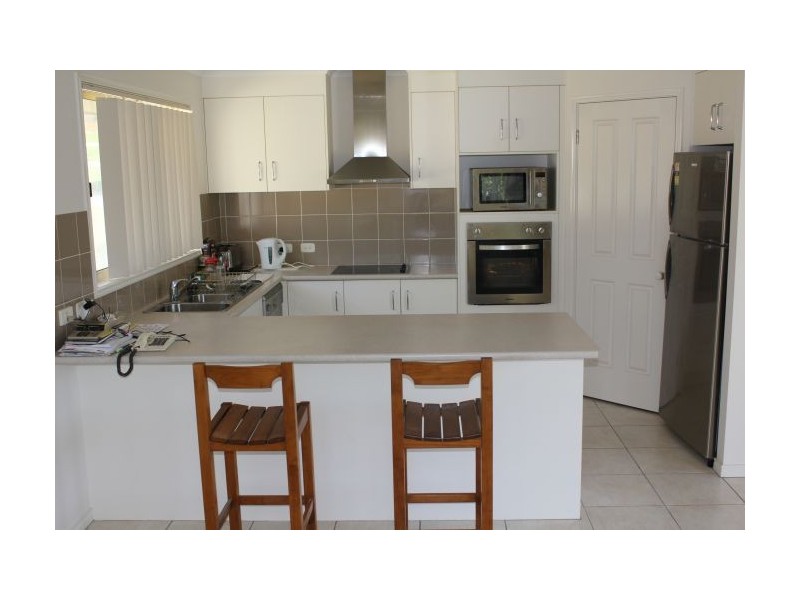 2 Quay Crescent, Safety Beach NSW 2456