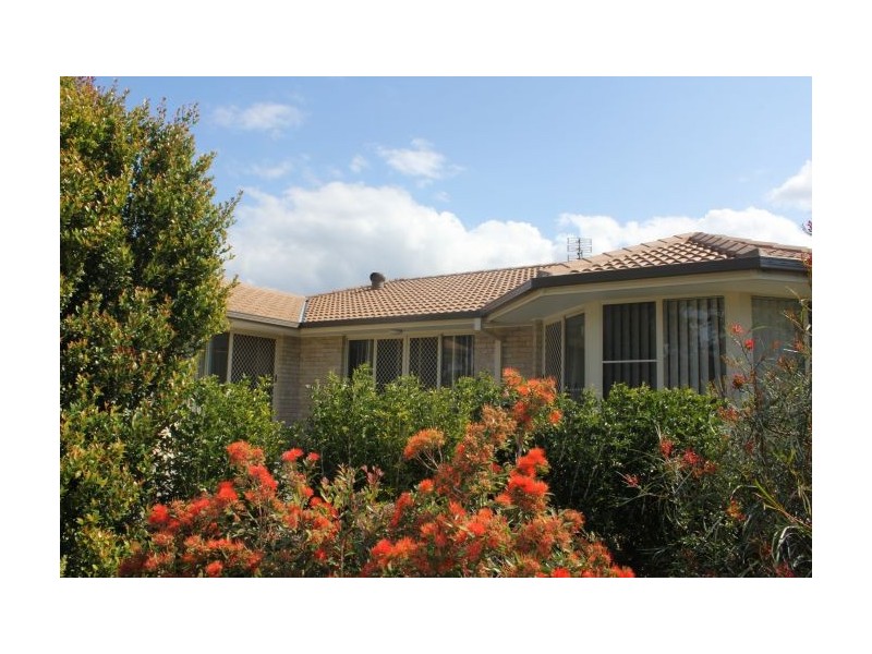 2 Quay Crescent, Safety Beach NSW 2456