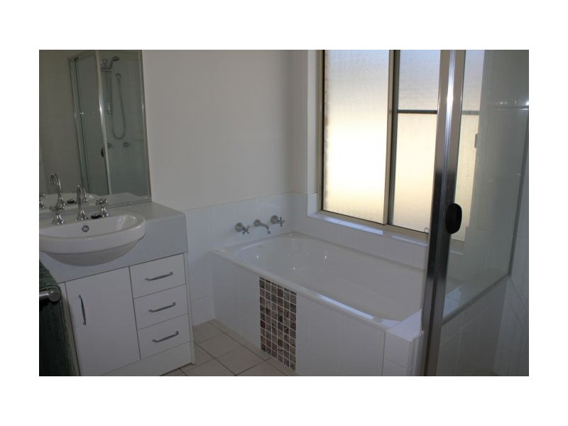 2 Quay Crescent, Safety Beach NSW 2456