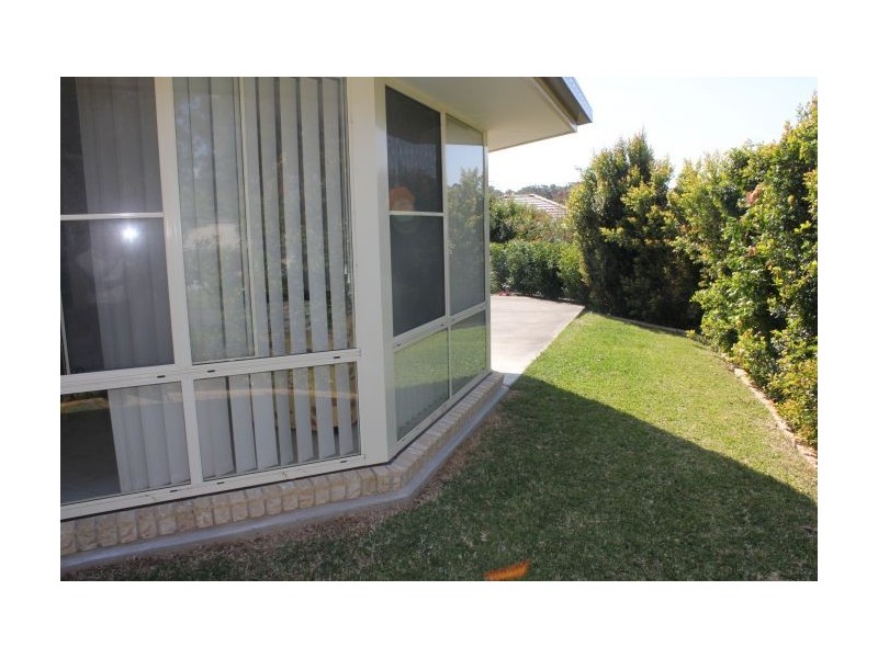 2 Quay Crescent, Safety Beach NSW 2456