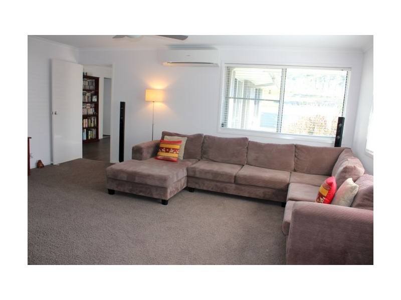 16 Admiralty Drive, Safety Beach NSW 2456