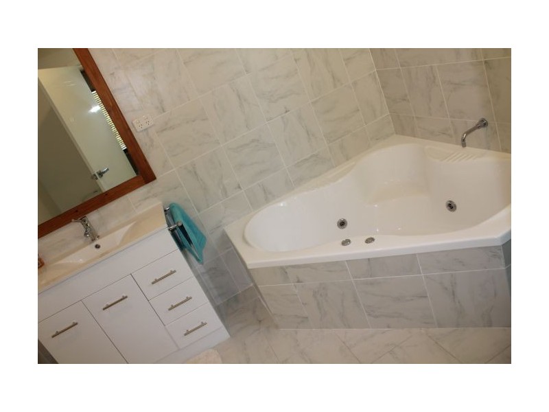 22 Strawberry Close, Woolgoolga NSW 2456