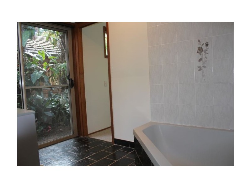 3 Gresham Drive, Woolgoolga NSW 2456