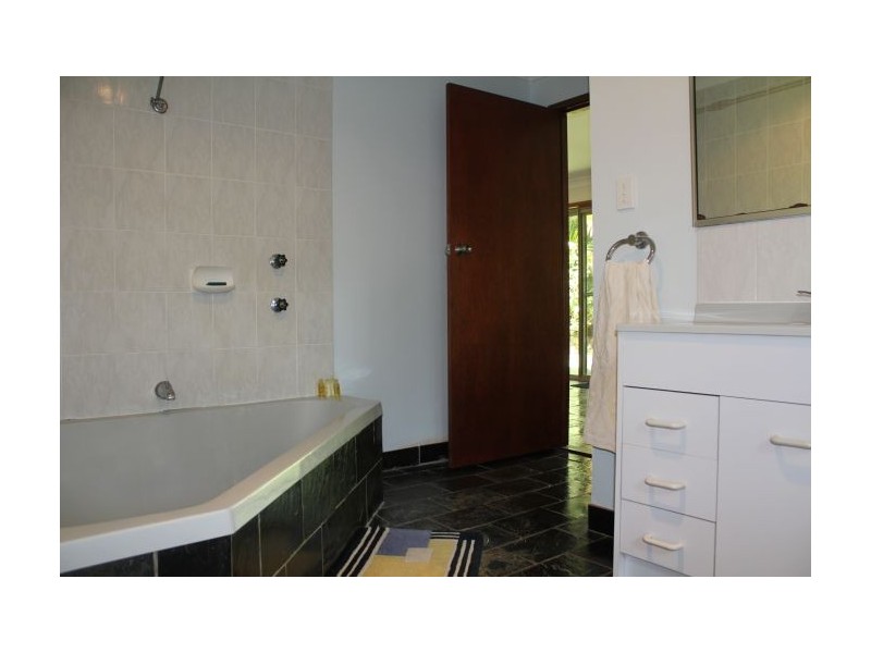 3 Gresham Drive, Woolgoolga NSW 2456