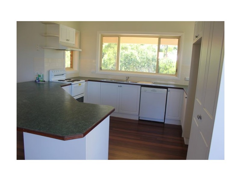 8 Stefan Close, Emerald Beach NSW 2456