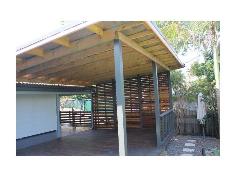 6 Dammerel Crescent, Emerald Beach NSW 2456