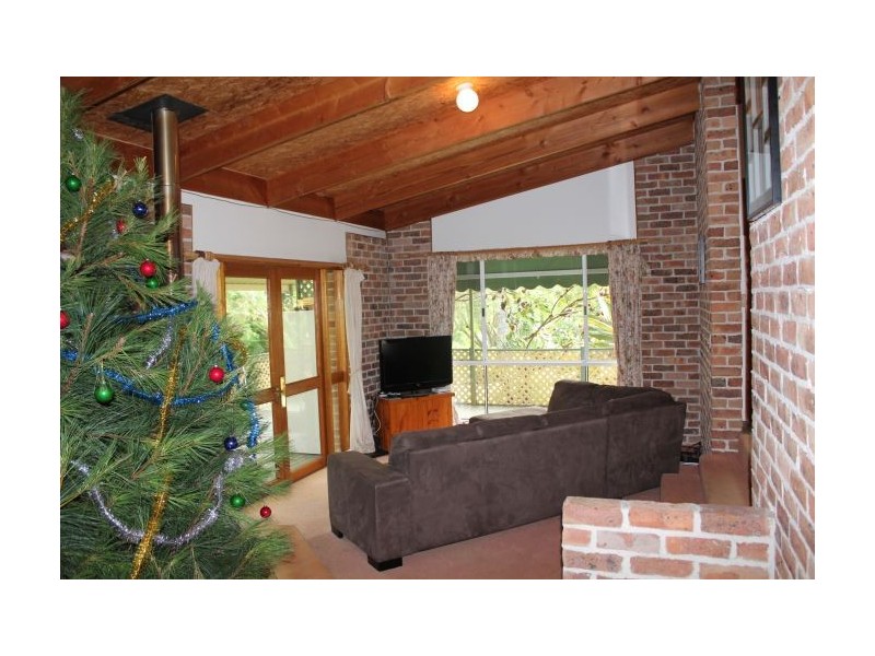 2b Strawberry Close, Woolgoolga NSW 2456