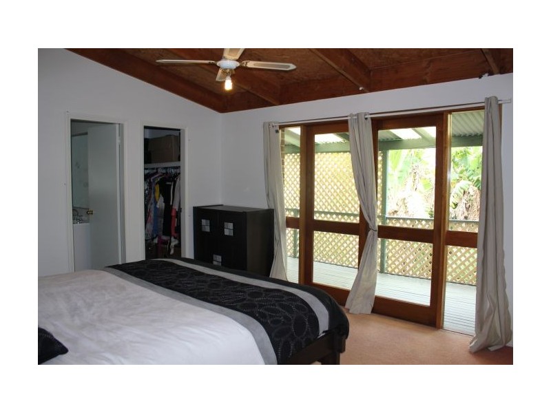 2b Strawberry Close, Woolgoolga NSW 2456